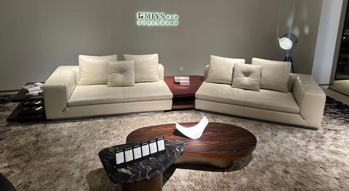 Laili Sofa